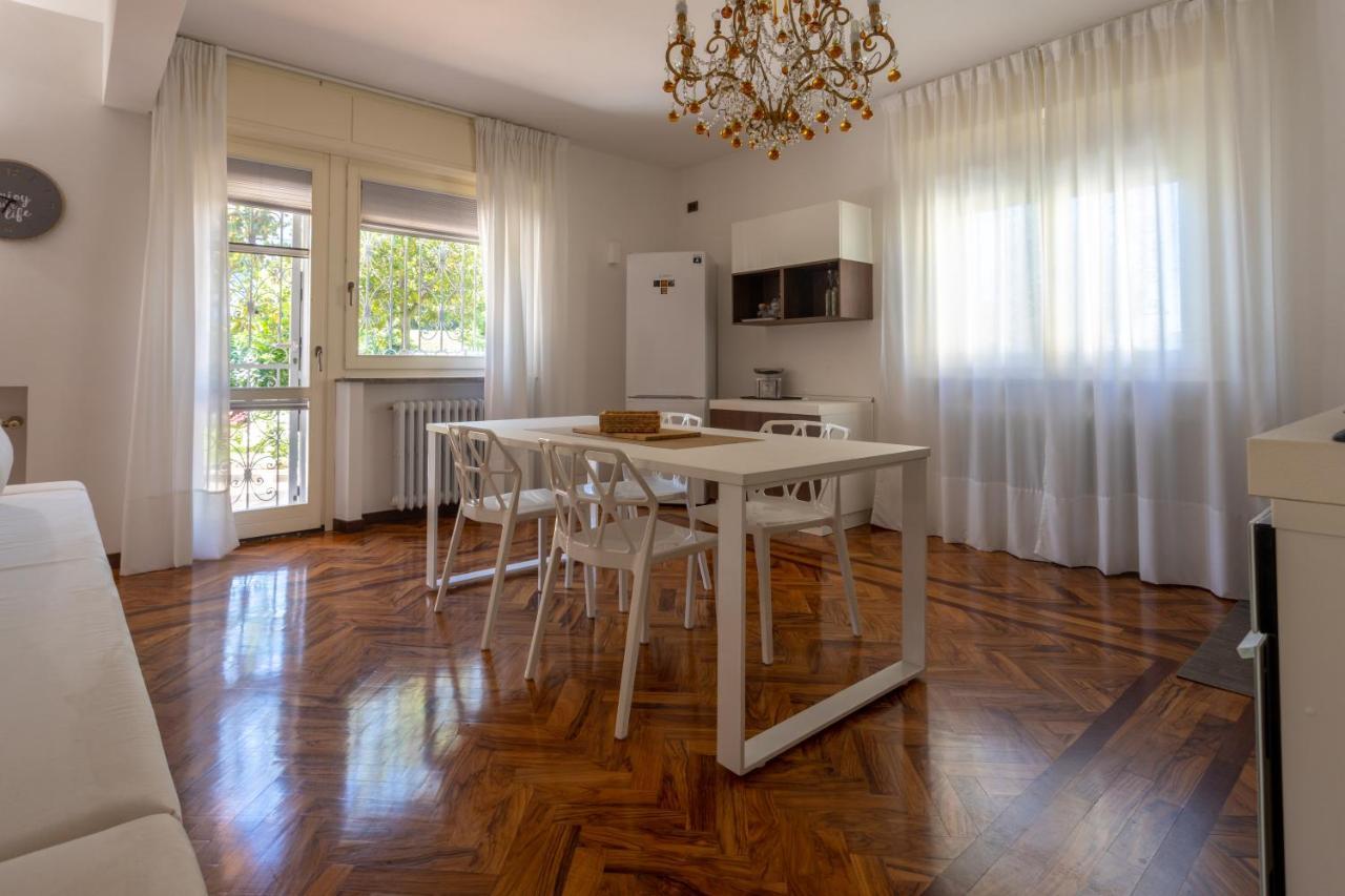 La Principessa Nera B&B Ostra ภายนอก รูปภาพ
