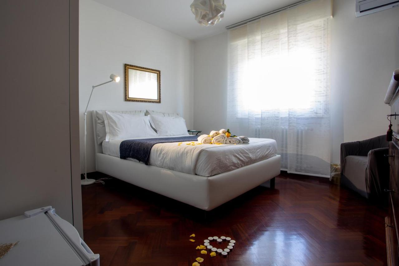 La Principessa Nera B&B Ostra ภายนอก รูปภาพ