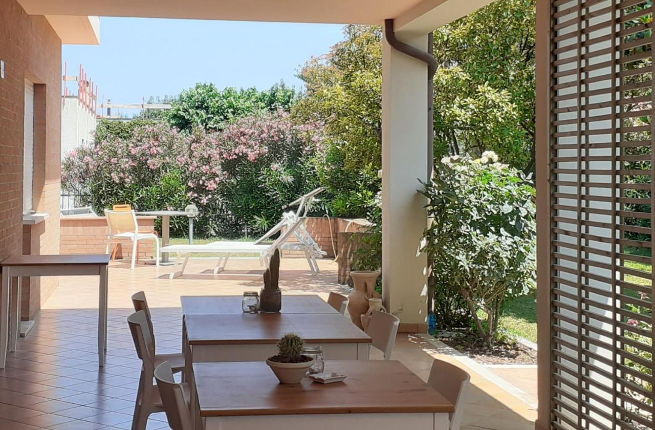 La Principessa Nera B&B Ostra ภายนอก รูปภาพ
