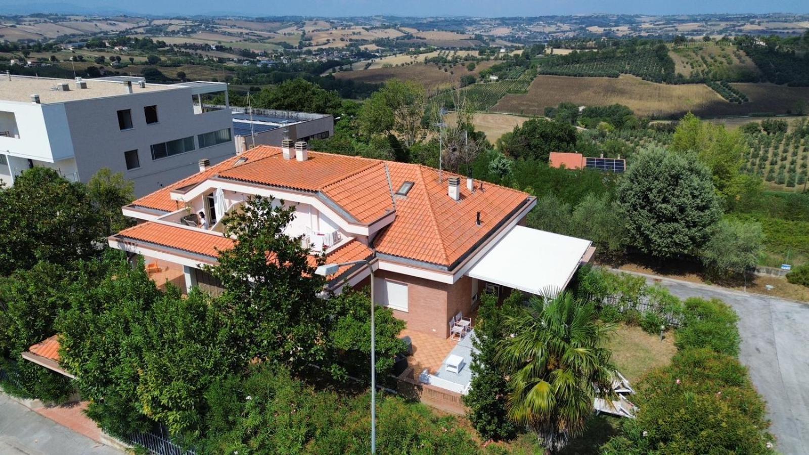 La Principessa Nera B&B Ostra ภายนอก รูปภาพ