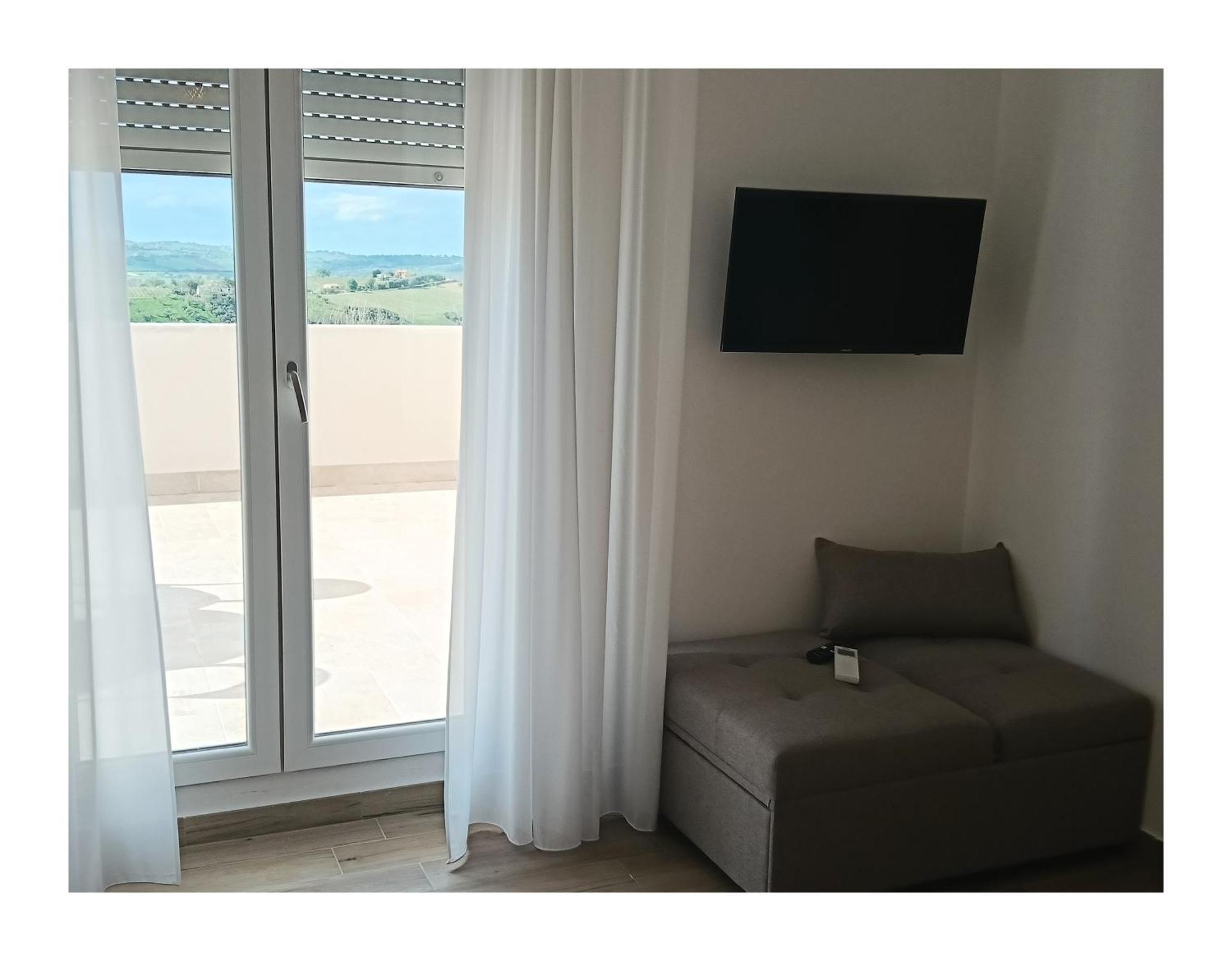 La Principessa Nera B&B Ostra ภายนอก รูปภาพ